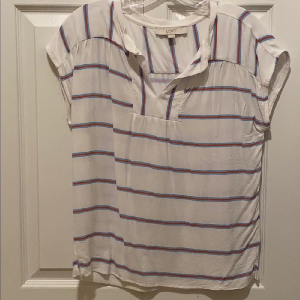 White stripped t shit